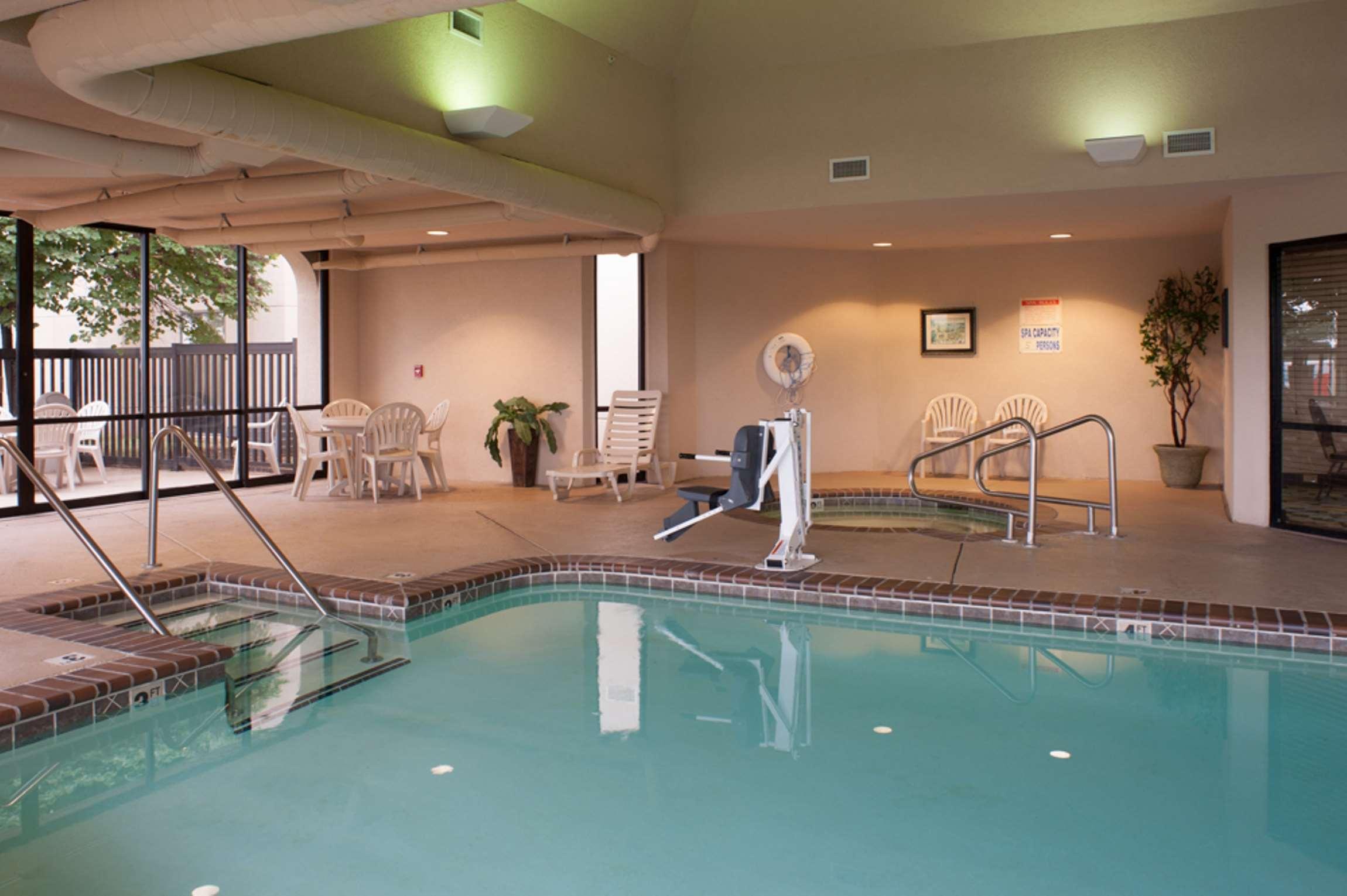 Hampton Inn Tulsa Sand Springs Bagian luar foto