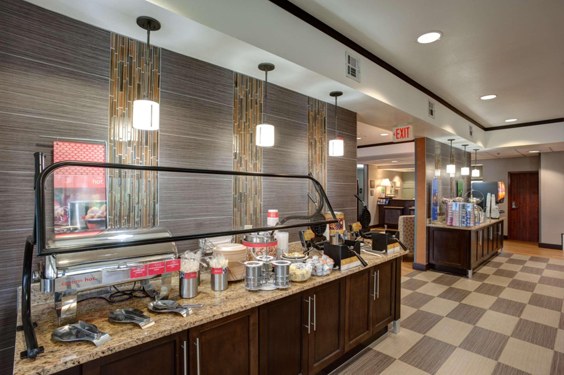 Hampton Inn Tulsa Sand Springs Bagian luar foto