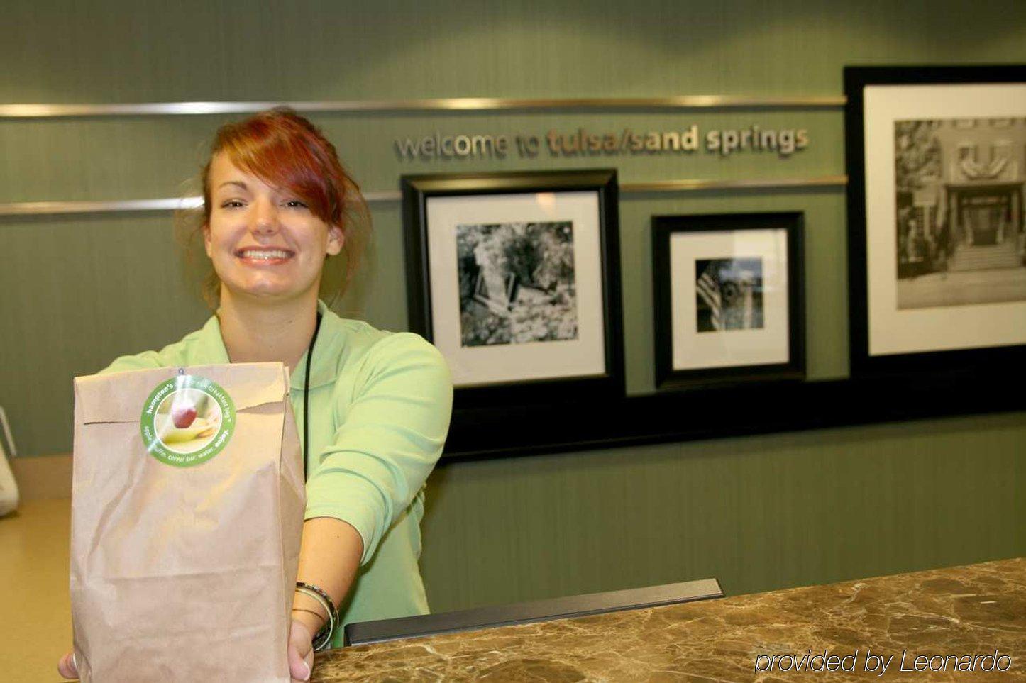 Hampton Inn Tulsa Sand Springs Bagian luar foto